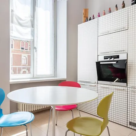 Luxury 2bed-2bath With Private Car Park Milano