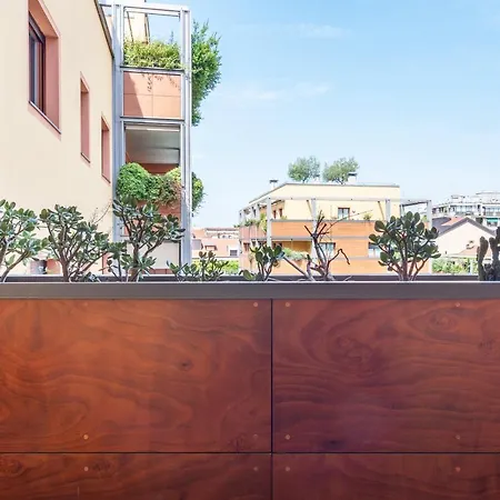 Luxury 2bed-2bath With Private Car Park Lejlighed