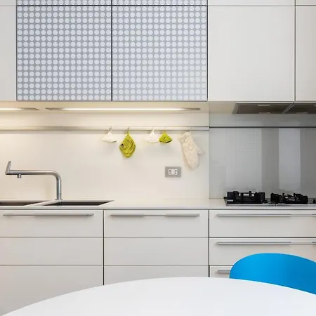 Lägenhet Luxury 2bed-2bath With Private Car Park Milano
