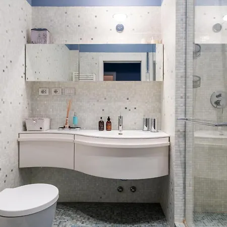 Luxury 2bed-2bath With Private Car Park Lägenhet