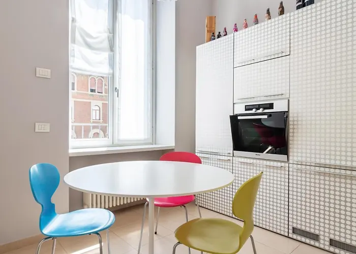 Luxury 2bed-2bath With Private Car Park Milano