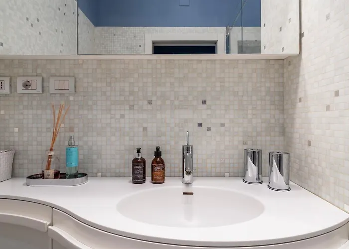 Lejlighed Luxury 2bed-2bath With Private Car Park Milano