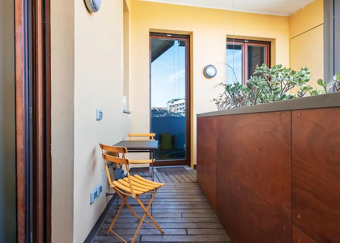 Luxury 2bed-2bath With Private Car Park