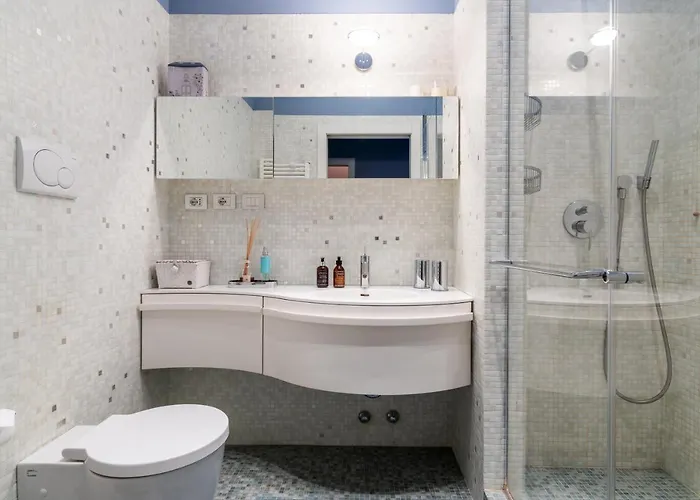 Luxury 2bed-2bath With Private Car Park Lejlighed